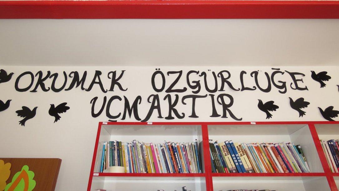 İlçemiz Cengiz Topel İlk-Ortaokulunda Kütüphane Açılışı Yapıldı
