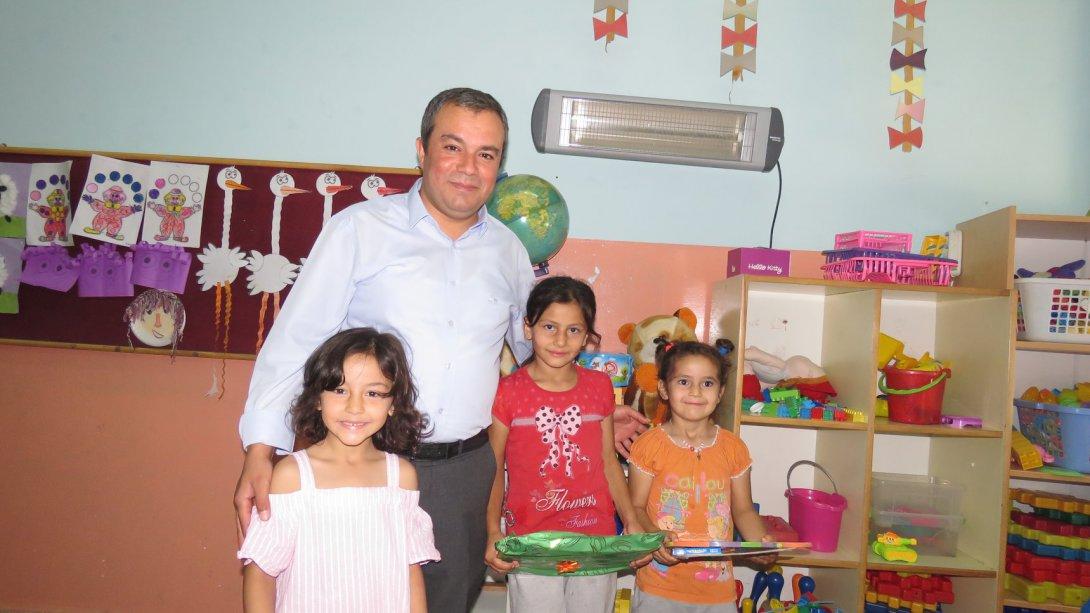 İlçe Milli Eğitim Müdürü Osman Özkan Yaz Okulunu Ziyaret Etti