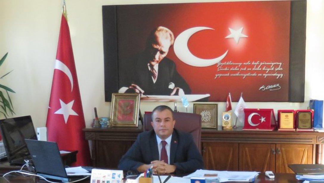 İlçe Milli Eğitim Müdürümüz Osman Özkan'ın 29 Ekim Cumhuriyet Bayramı Mesajı