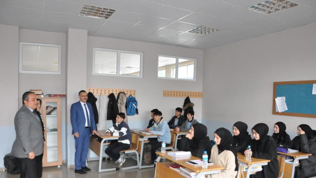 GÜNÜN SON OKUL ZİYARETİ BOYABAT ANADOLU İMAM HATİP LİSESİNE OLDU